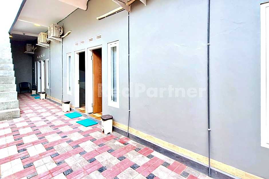 Griya Prashasta Mitra RedDoorz