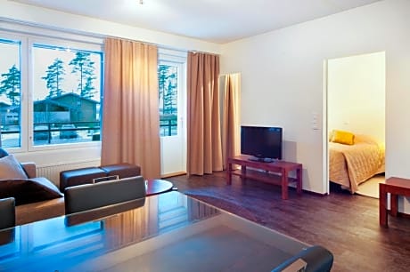 One-Bedroom Apartment with Sauna