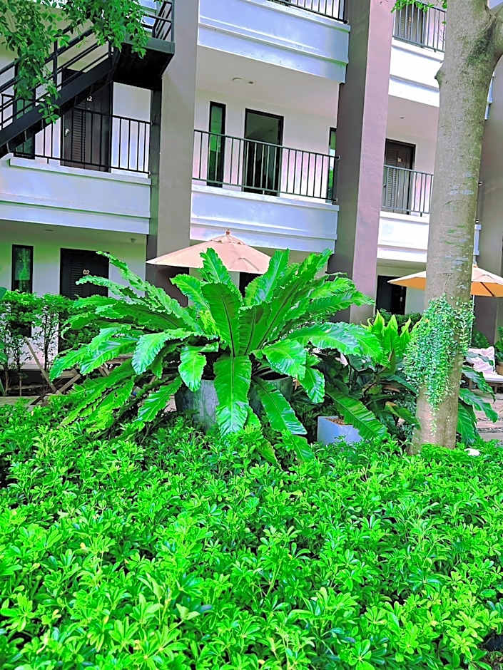 Gasser Park & Residence