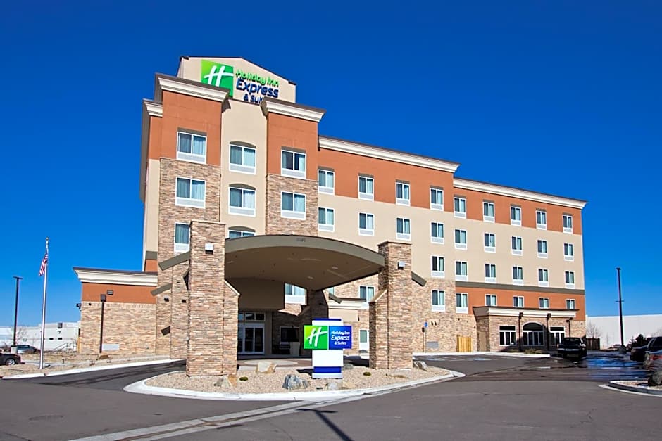 Holiday Inn Express & Suites Denver East-Peoria Street By IHG