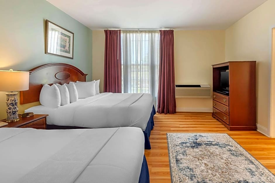 The Carriage House Inn Newport, Ascend Hotel Collection
