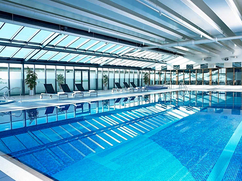 Shearwater Hotel & Spa