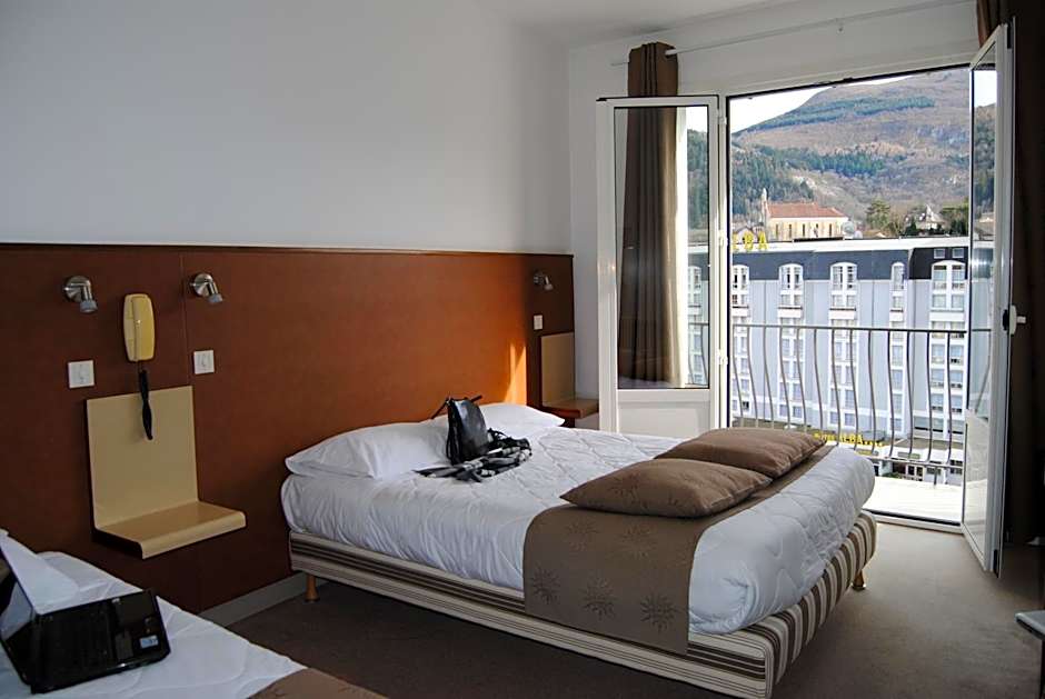 Adonis Lourdes - Notre Dame de la Sarte