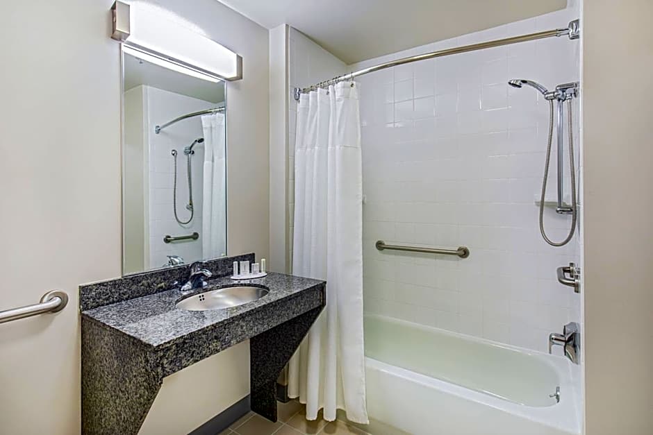 Fairfield Inn & Suites by Marriott Lancaster