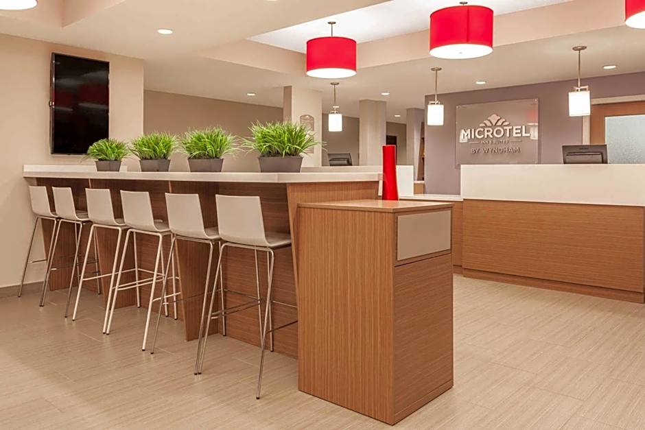 Microtel Inn & Suites by Wyndham Fort McMurray