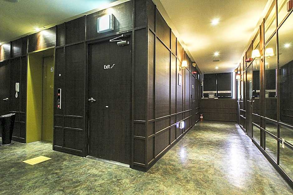 Hound Hotel Changwon - Jinhae Yongwon