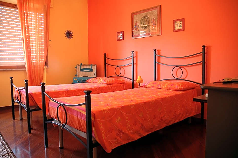 Liana Guest House
