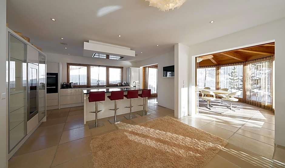 Grischuna Mountain Lodge