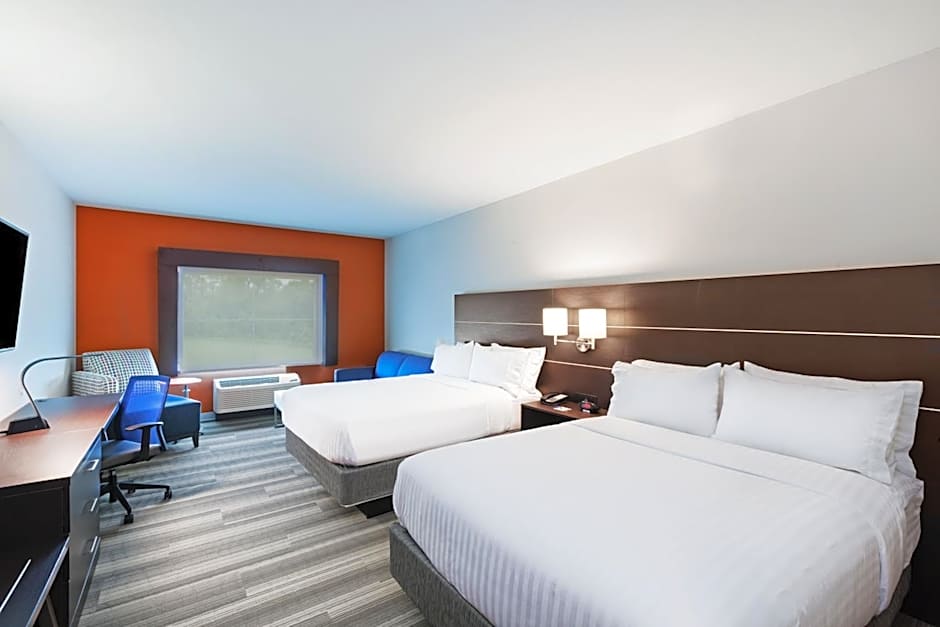 Holiday Inn Express & Suites Coffeyville By IHG