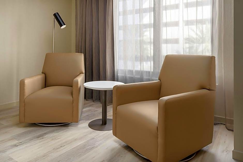 AC Hotel by Marriott St. Petersburg Downtown