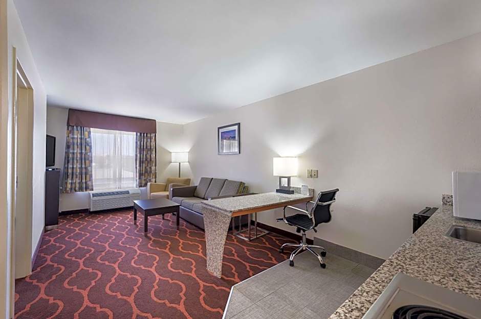 Quality Inn & Suites Huntsville Research Park Area
