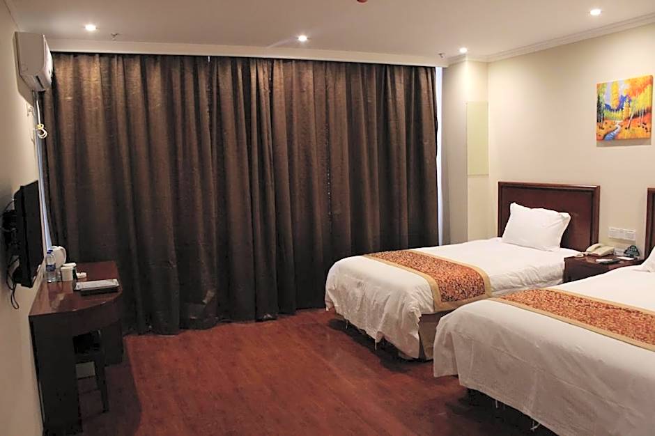 GreenTree Inn Dalian Dalian North Railway Station Express Hotel