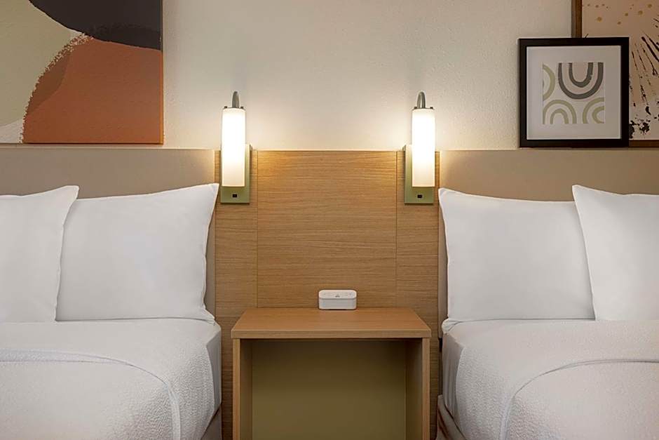 Spark by Hilton Santa Nella