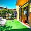 SURFtoLIVE House