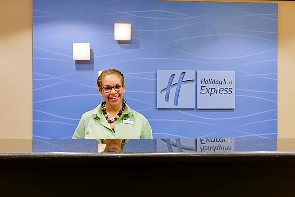 Holiday Inn Express Hotel & Suites Huntsville By IHG
