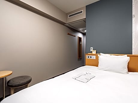 Single Room - Non-Smoking