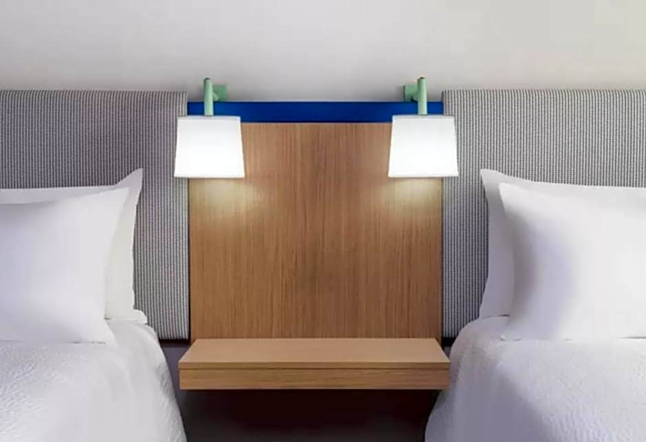 Garner Hotel Albuquerque Airport by IHG