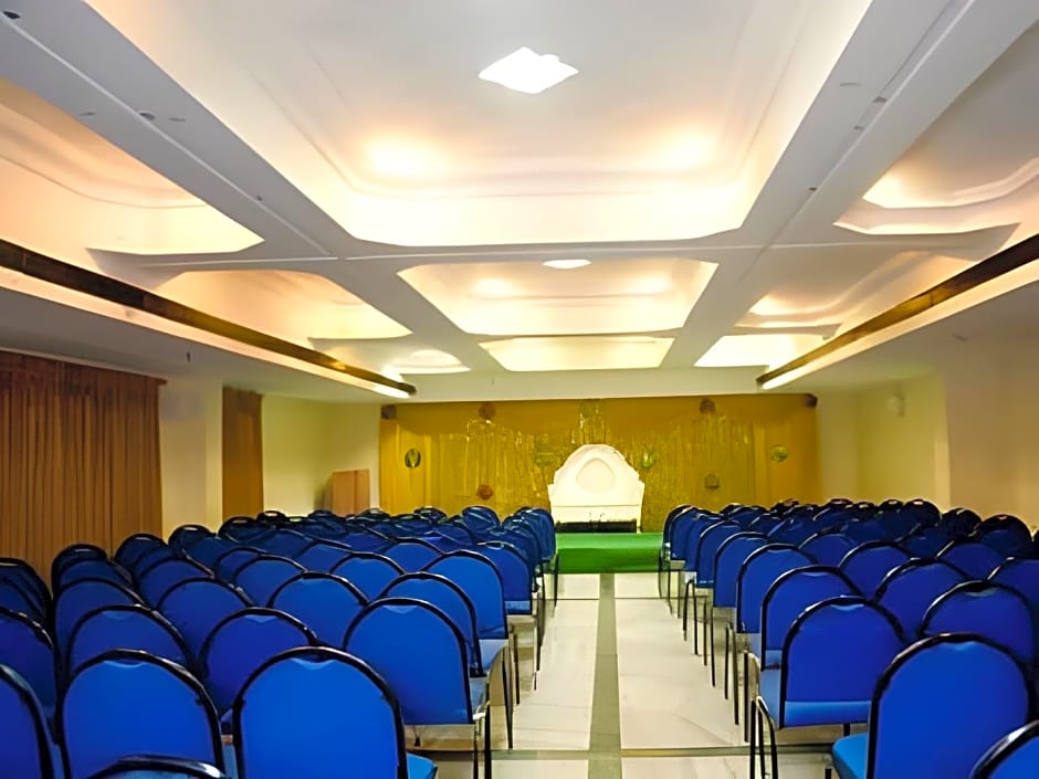 Hotel Rajadhane Madurai