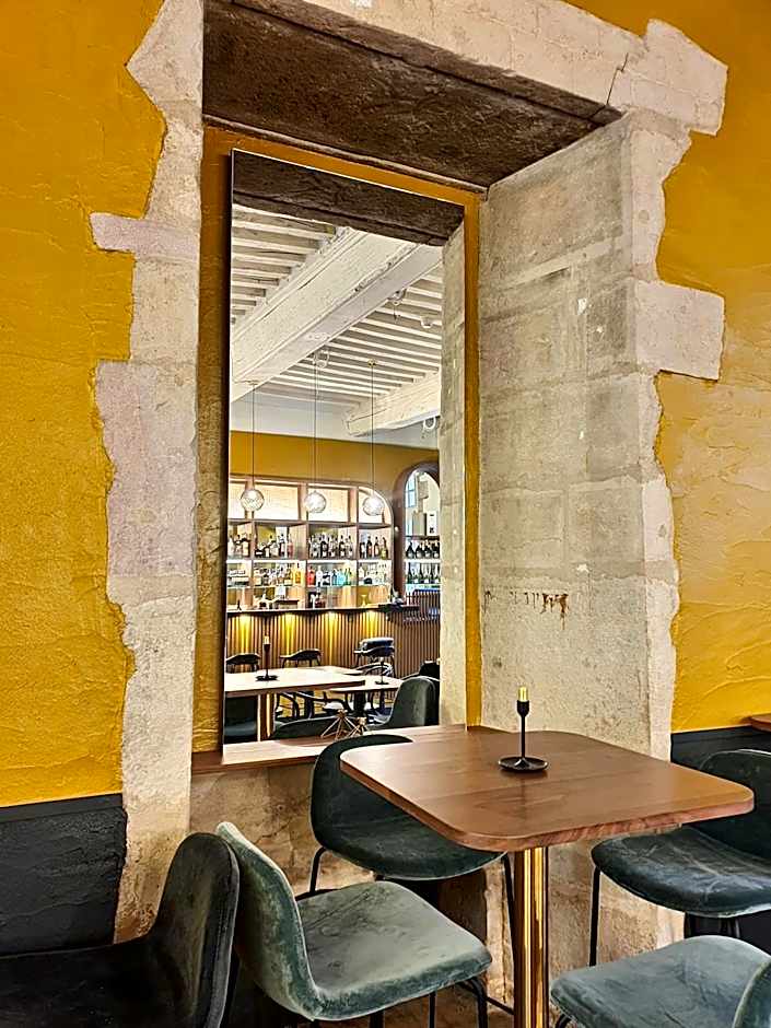 Maison Philippe Le Bon Hôtel, Restaurant & Bar le 19