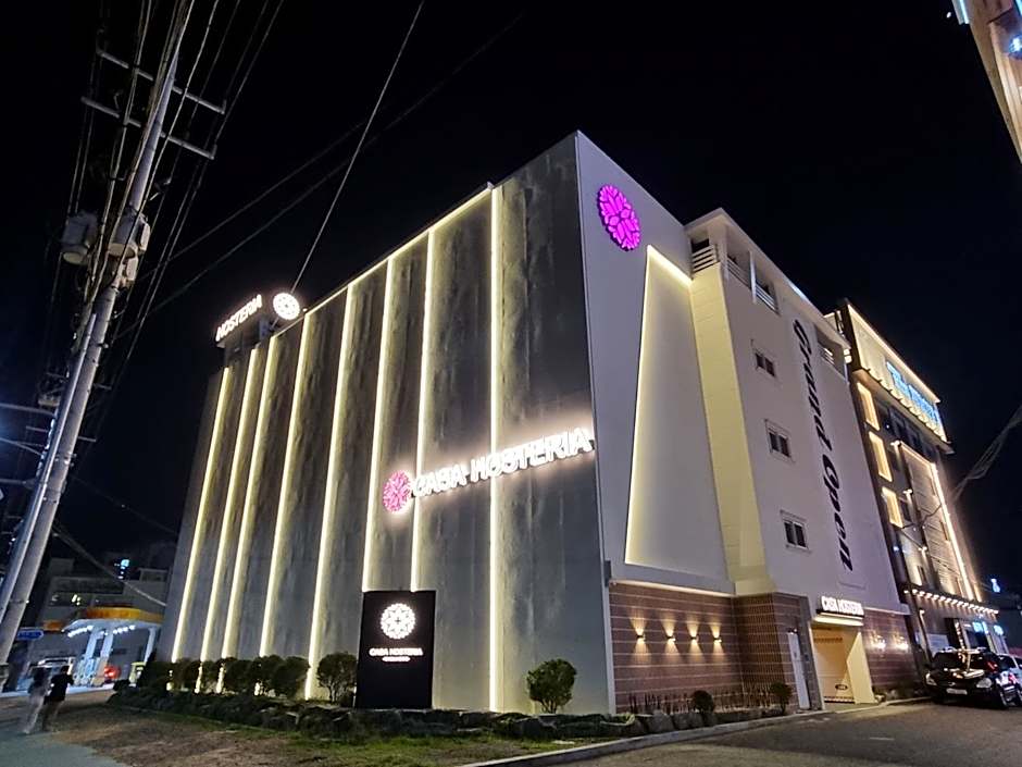 Hotel Casa Osteria in Indong, Gumi