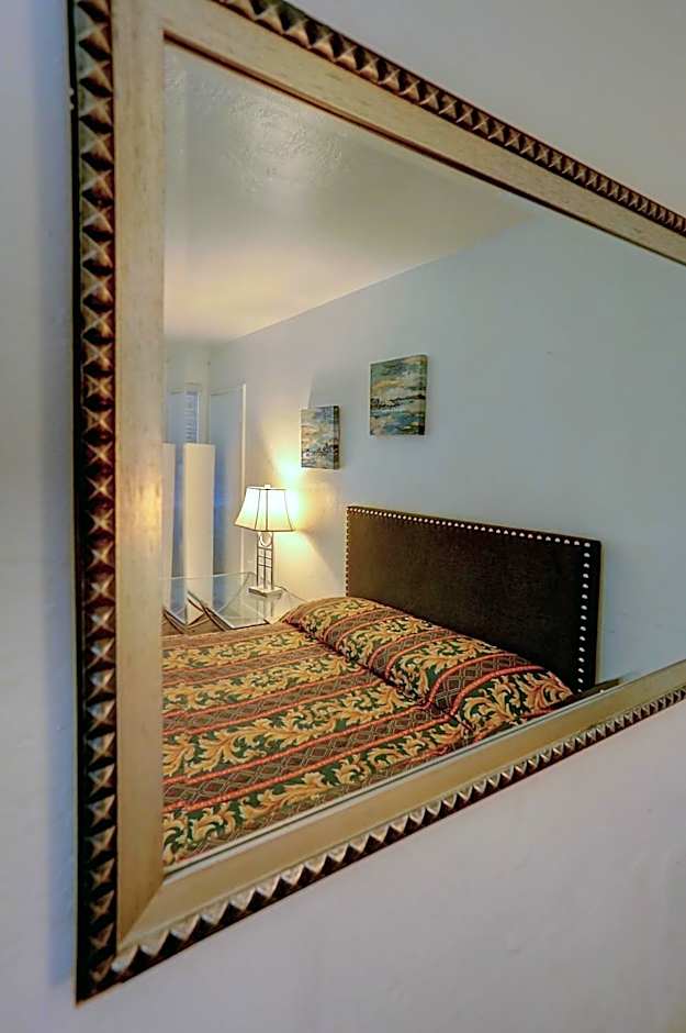 Beach and Town Motel