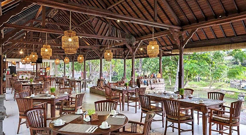 Santi Mandala Villa & Spa Hotel