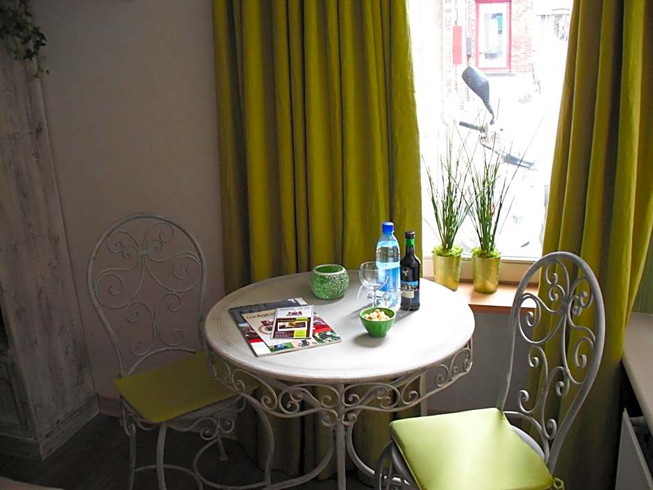 B&B Con Ampère