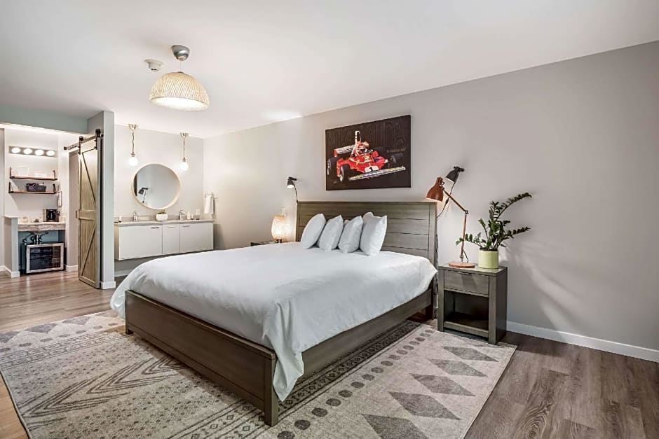 The Shore Club Wisconsin, an Ascend Collection Hotel