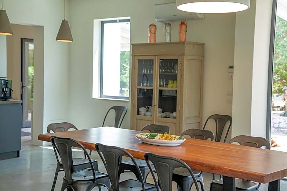 TRULLO MATTEO VILLA DE LUXE avec PISCINE