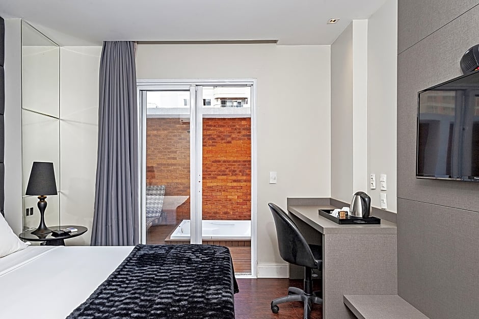 BRUT by Slaviero Hotéis