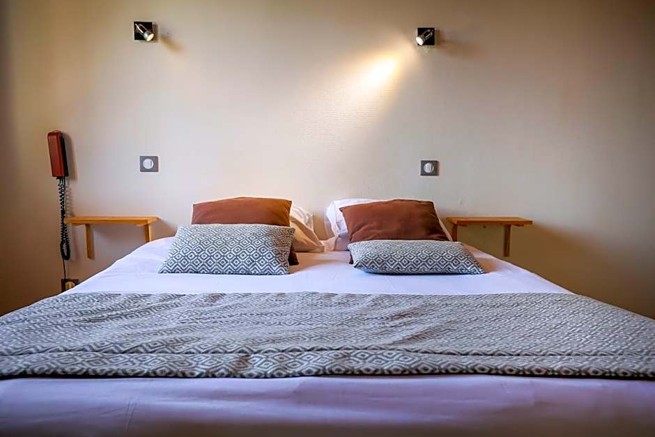 Logis Hôtel Au Gai Soleil du Mont-Aiguille