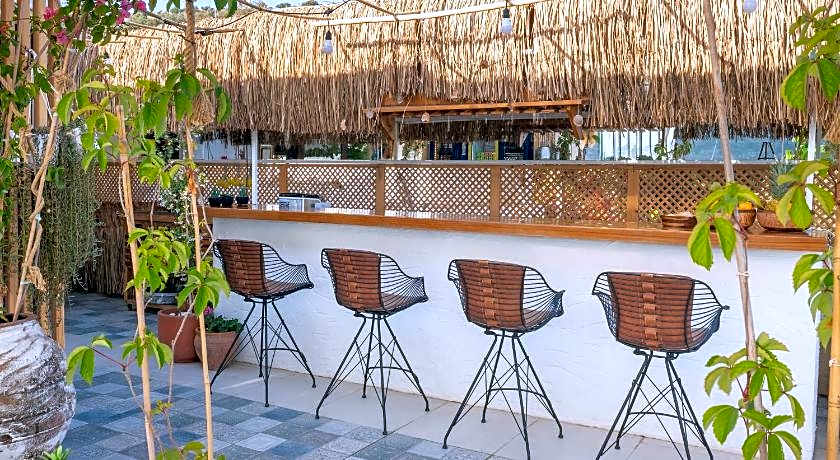 Liman Hotel Gumusluk