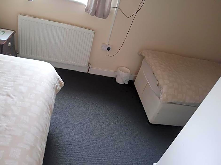 Photo 1 of 5 of Budget 2 Beds