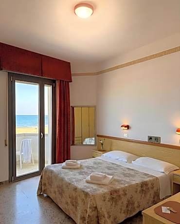 Double Room with Balcony and Sea View
