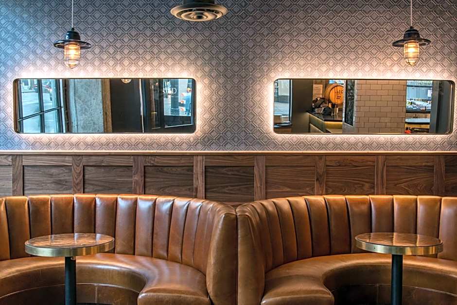 Hotel Theodore Seattle Downtown, Tapestry by Hilton