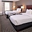 La Quinta Inn & Suites by Wyndham Indianapolis South