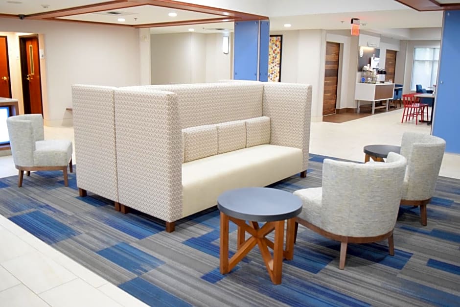 Holiday Inn Express Hotel & Suites Pensacola West I-10 By IHG
