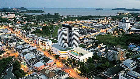 Royal Phuket City Hotel