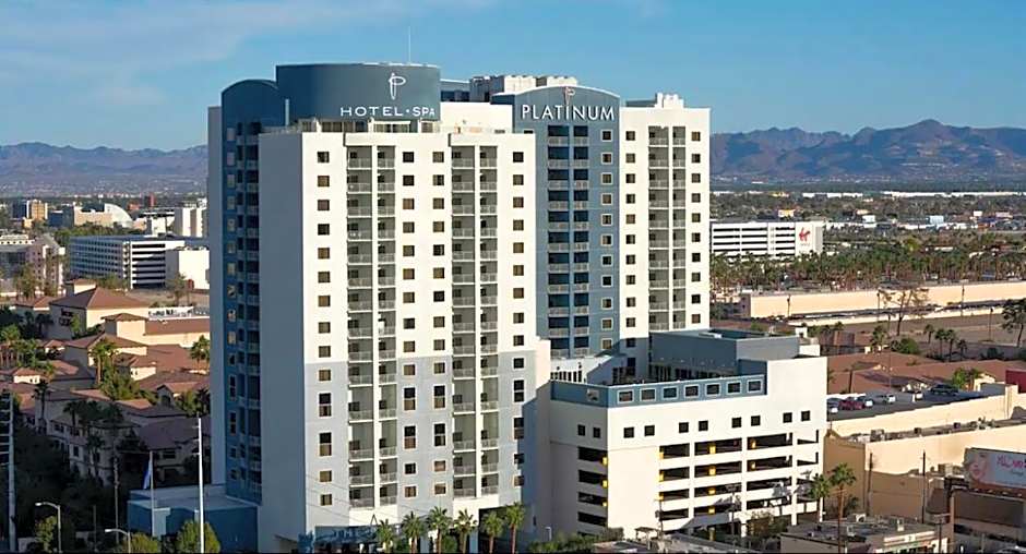 Apartment with Balcony at Platinum Hotel