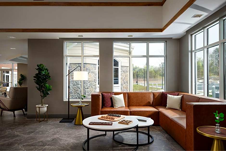 Inn at Bellefield / Hyde Park