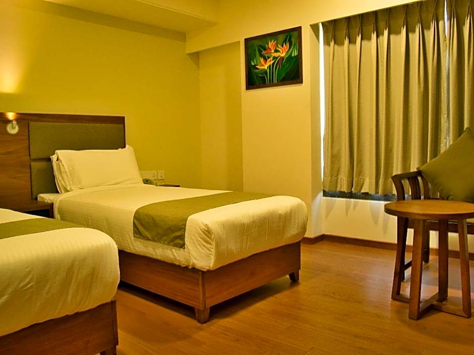 Hotel The Basil Park