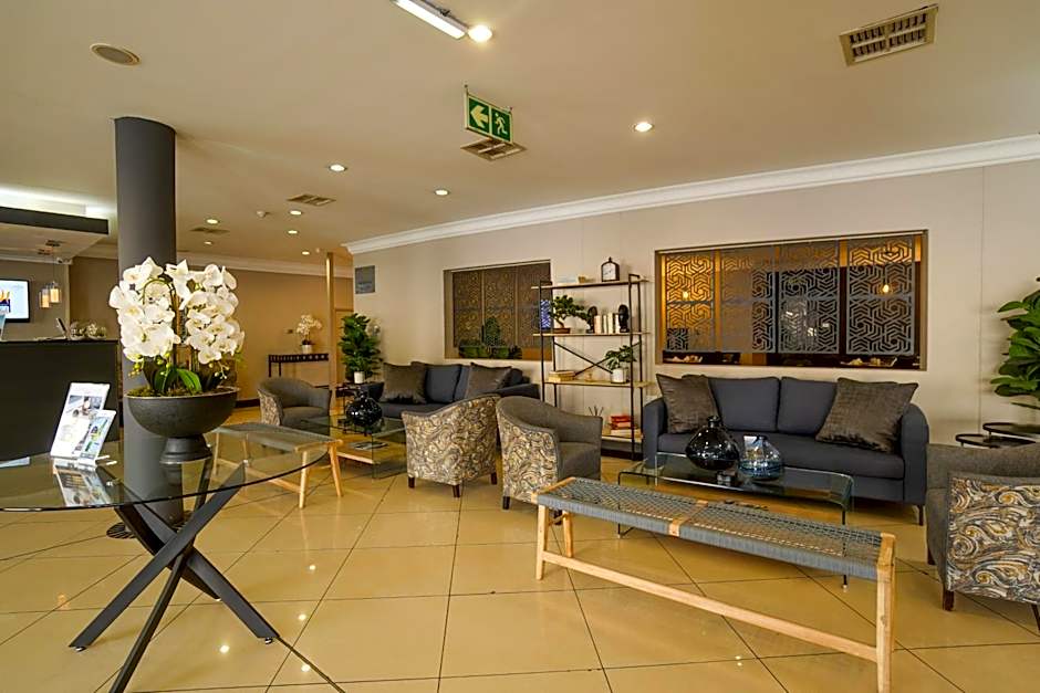 Inani Hotel Gallagher