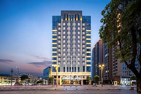 Atour Hotel Dali Erhai Park