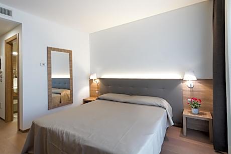 Classic Double or Twin Room