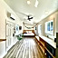LOGE Westport