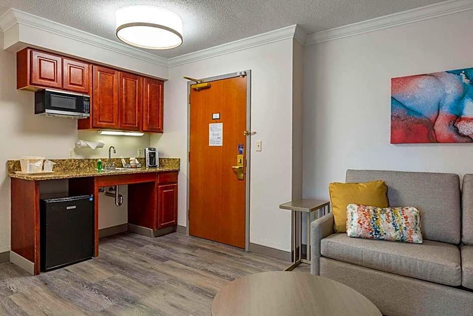 Comfort Inn & Suites Hadley - Amherst