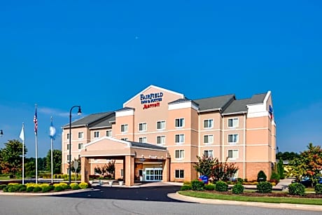 Fairfield Inn & Suites by Marriott South Hill I-85