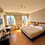 Bristol Hotel