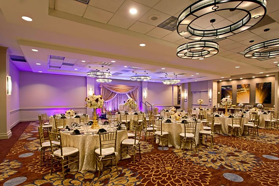 Staybridge Suites Long Beach Airport By IHG