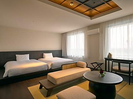 Standard Family Room with Tatami Area